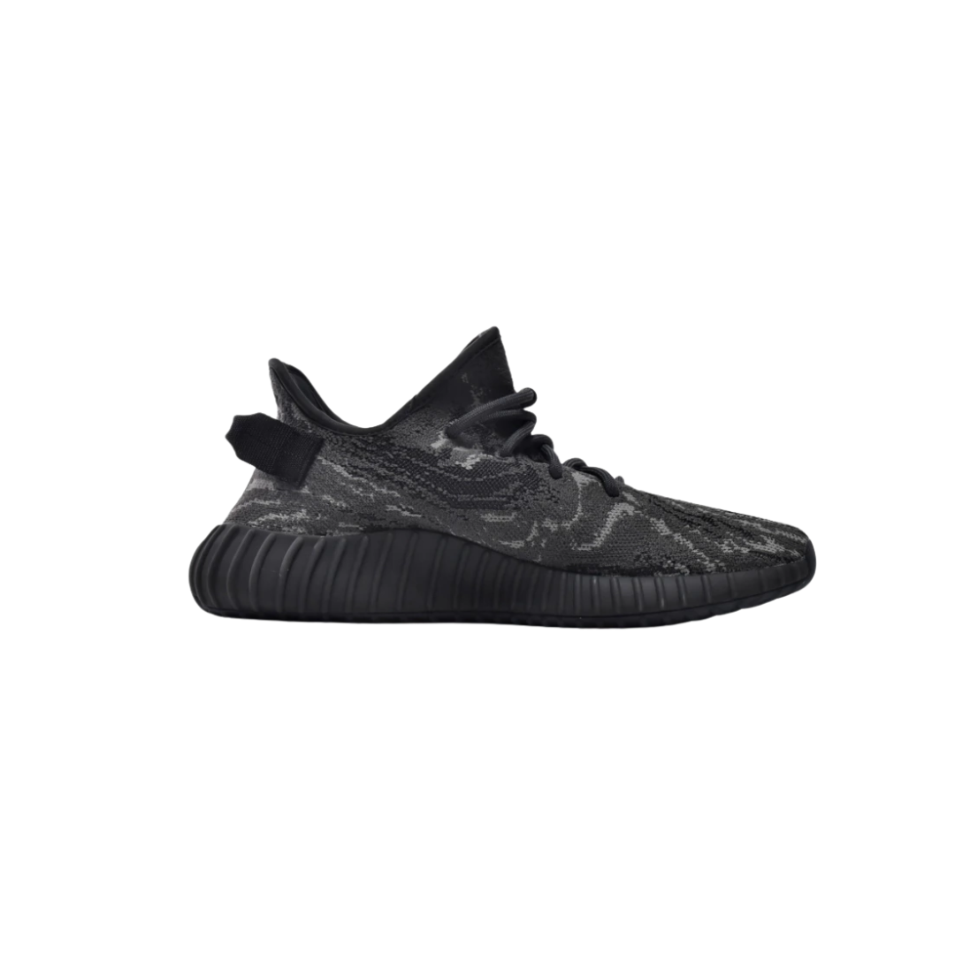Ad Yeezy 350 V2 Dark Salt