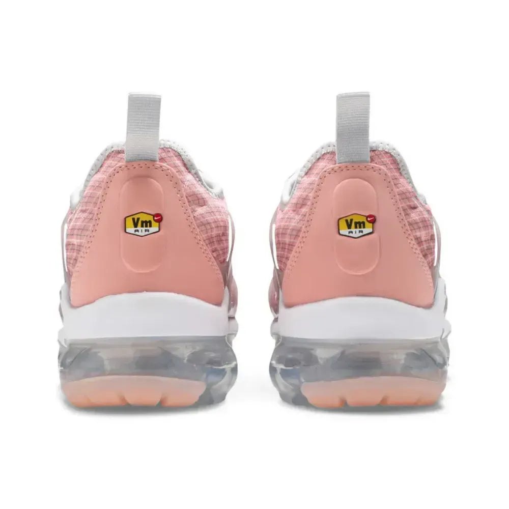 NK Air VaporMax Plus Bleached Coral