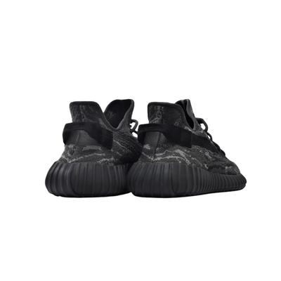Ad Yeezy 350 V2 Dark Salt