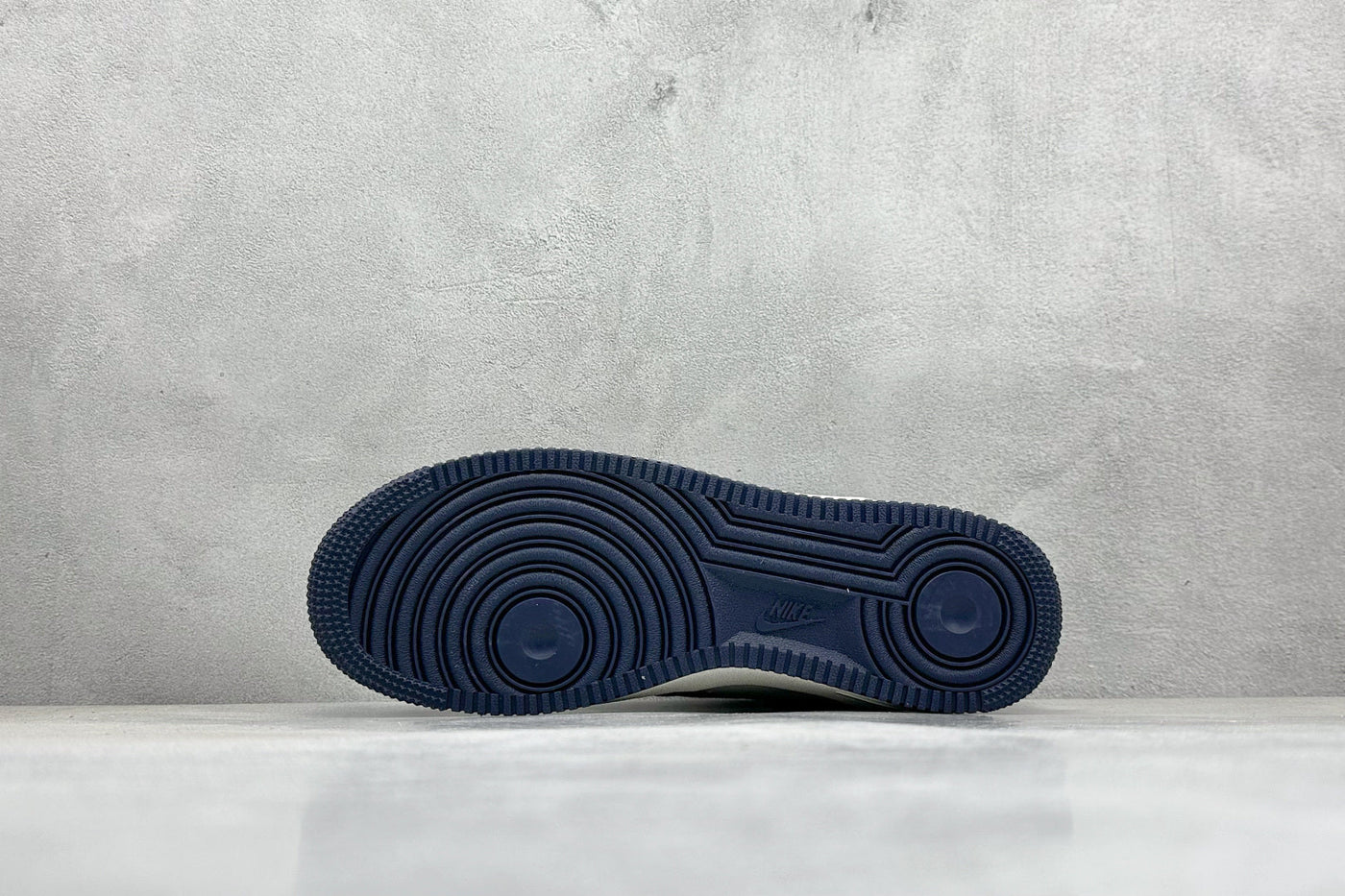 NK Air Force 1 Supreme - Navy Blue/White