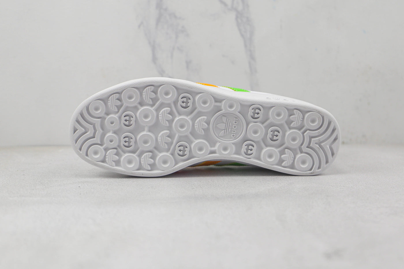 GC Gazelle Sneaker – White/Multicolor