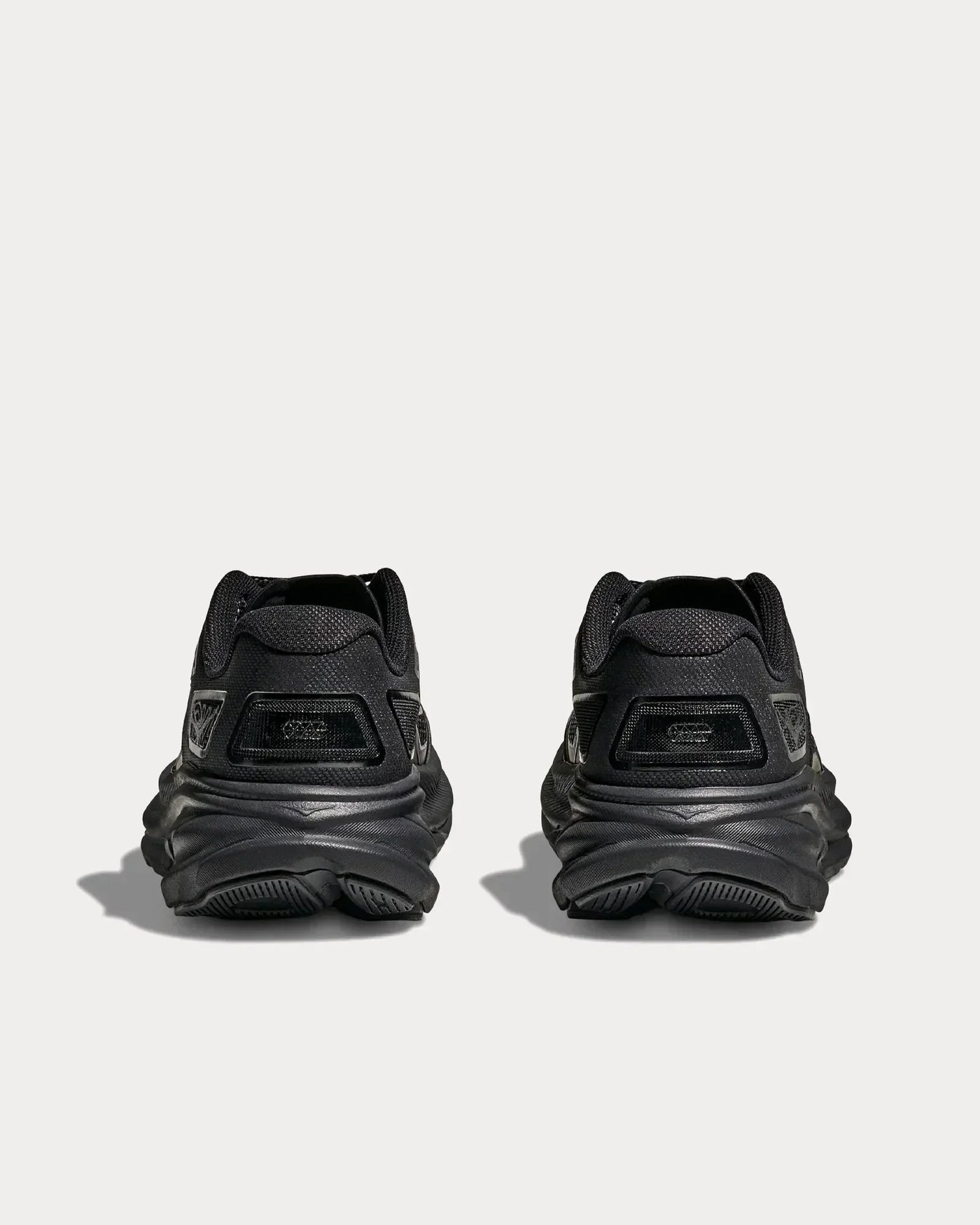 HKA Clifton One9 - Black/Carbon Black