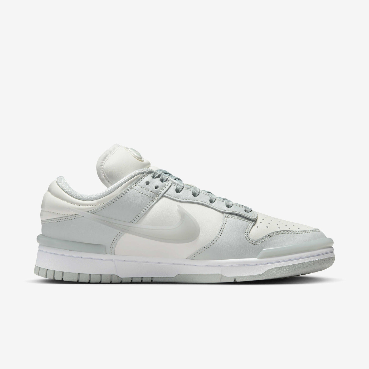NK Dunk Low Twist -  Light Silver/White