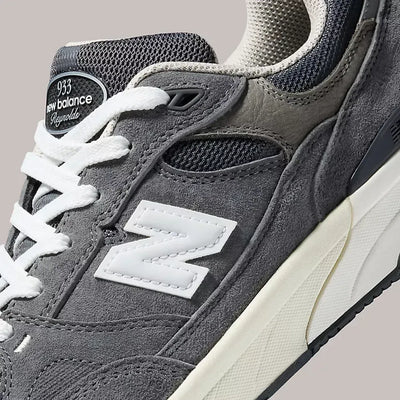 NB Numeric 933 x Andrew Reynolds – Grey