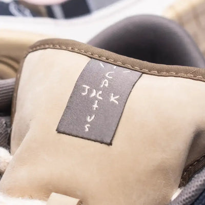 TS x NK SB Dunk Low Cactus Jack Special Box