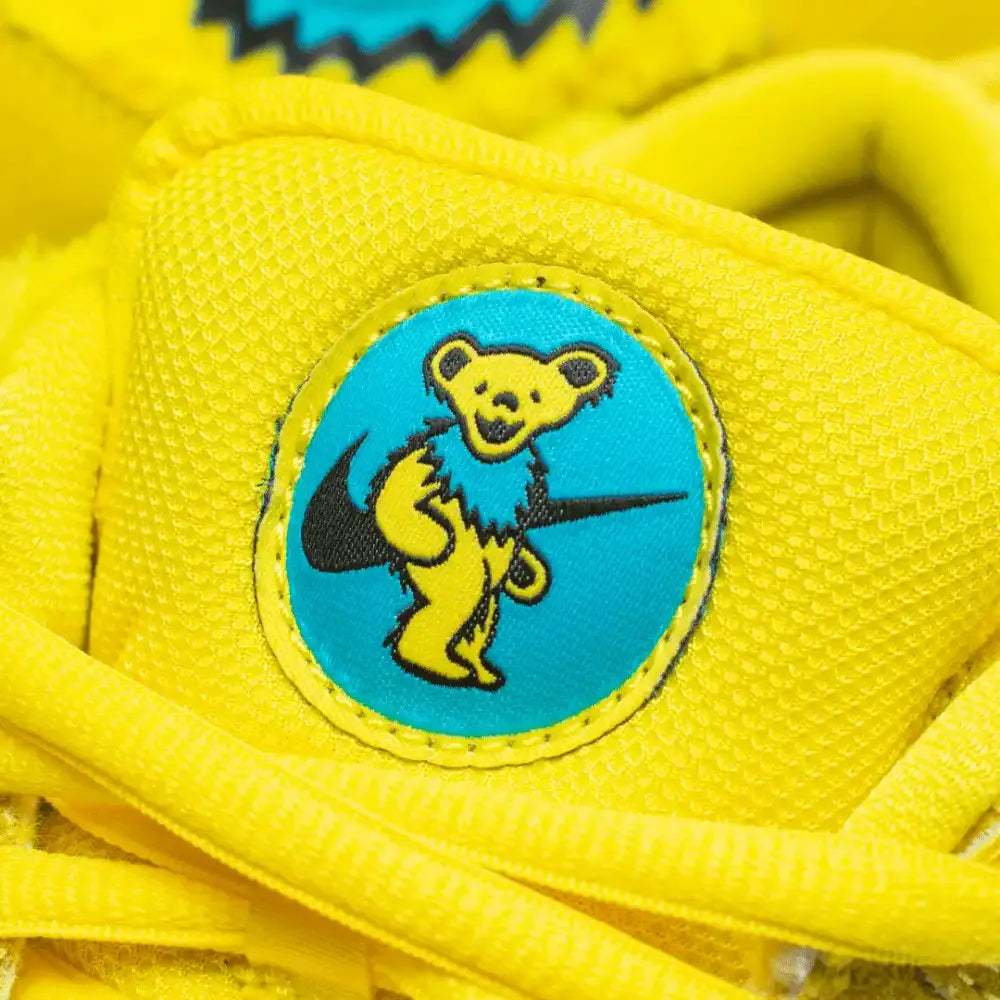 GD The Dead x NK SB Dunk Low Yellow Bear