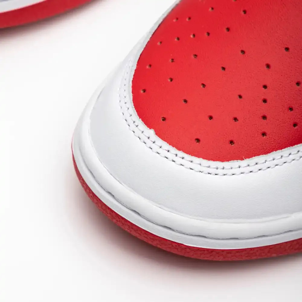 NK Dunk Low Championship Red