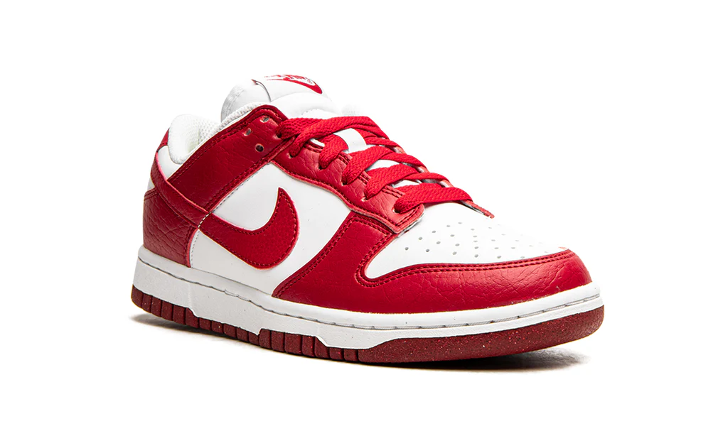 NK Dunk Low University Red