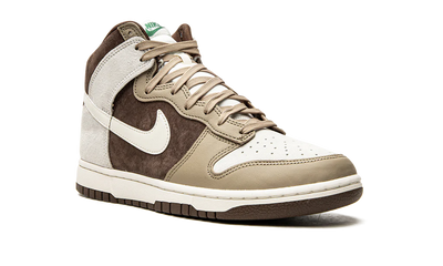 NK Dunk High Light Chocolate