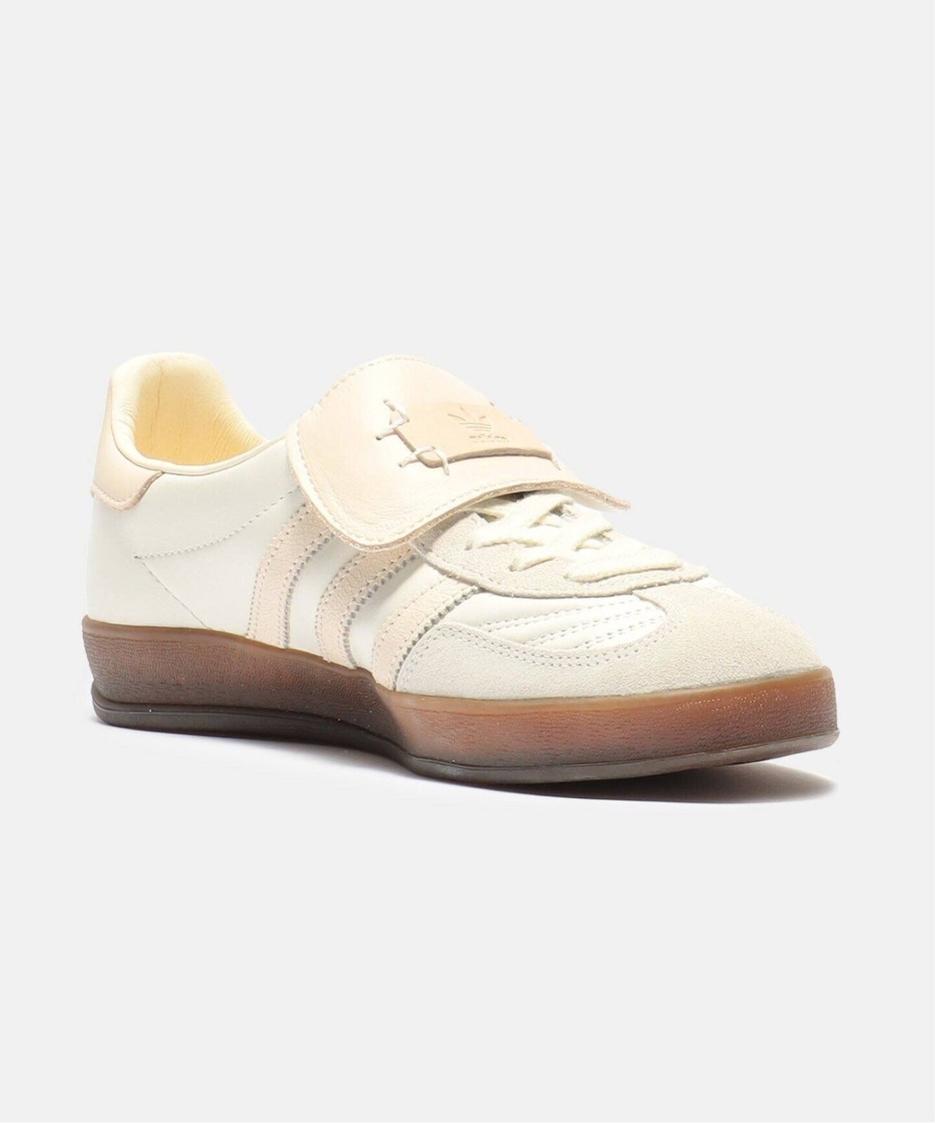 Ad x FTI  Gazelle Indoor - Cream White