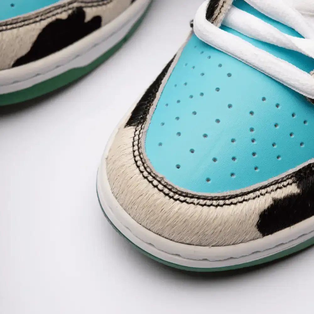 Ben & Jerry's x NK SB Dunk Low Chunky Dunky