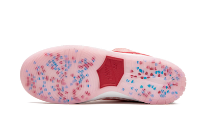 NK SB Dunk Low Strangelove