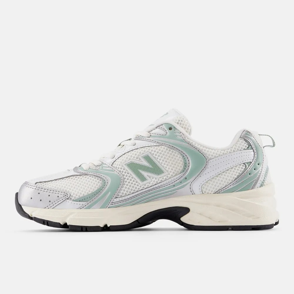 NB 530 – Off White/Light Green