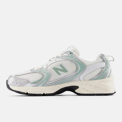 NB 530 – Off White/Light Green