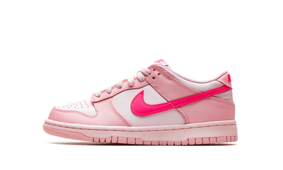 NK Dunk Low Triple Pink (Barbie)