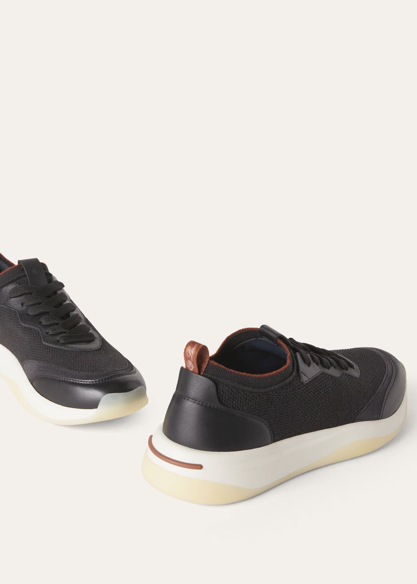 LP Walk Wish Sneaker – Caviar