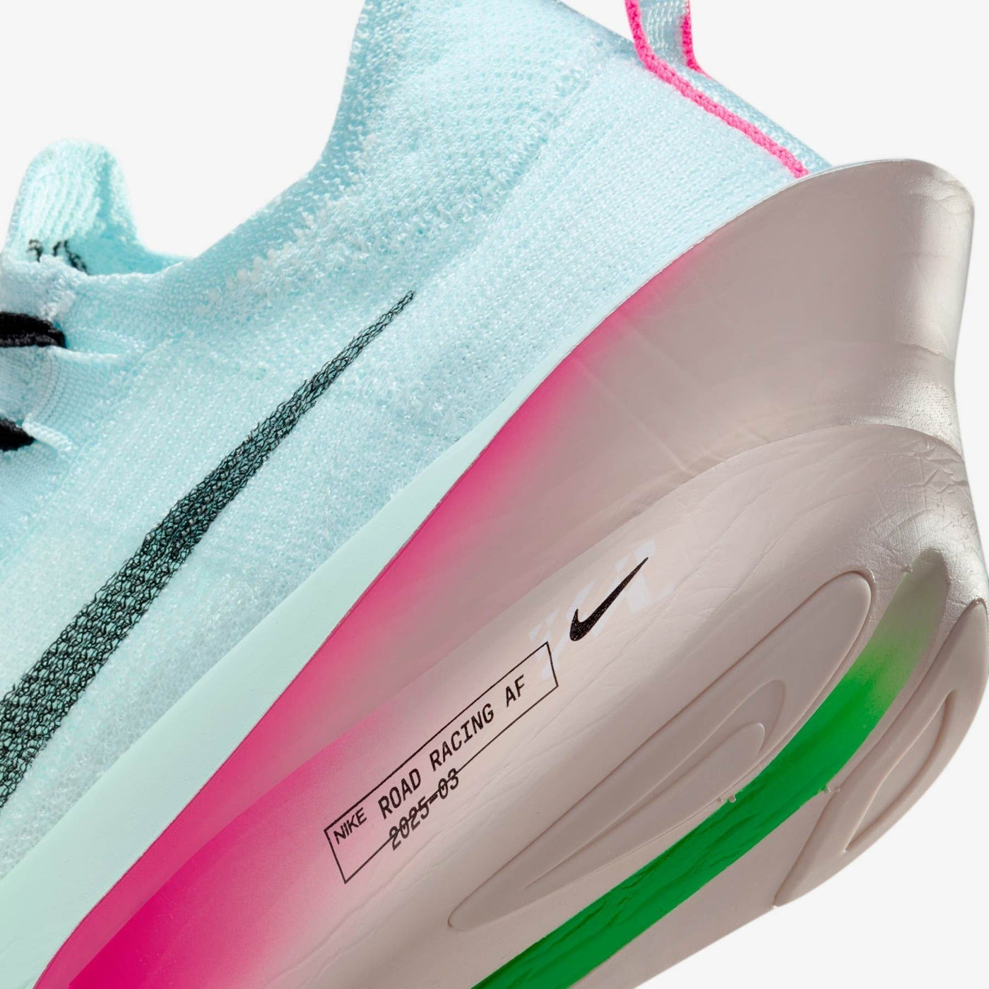 NK Air Zoom Alphafly 3 – Glacier Blue/Black Pink Blast