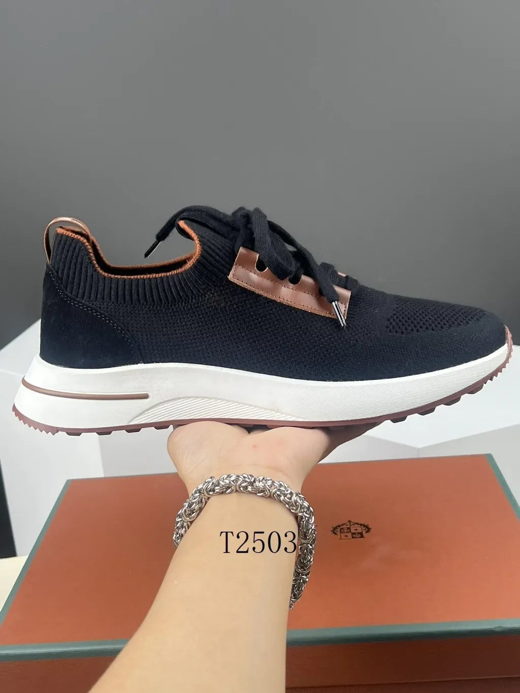 LRP 360 Flexy Walk Sneakers – Black