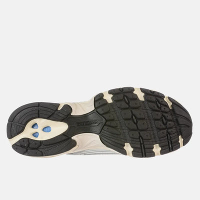 NB 530 – Off White/Gray