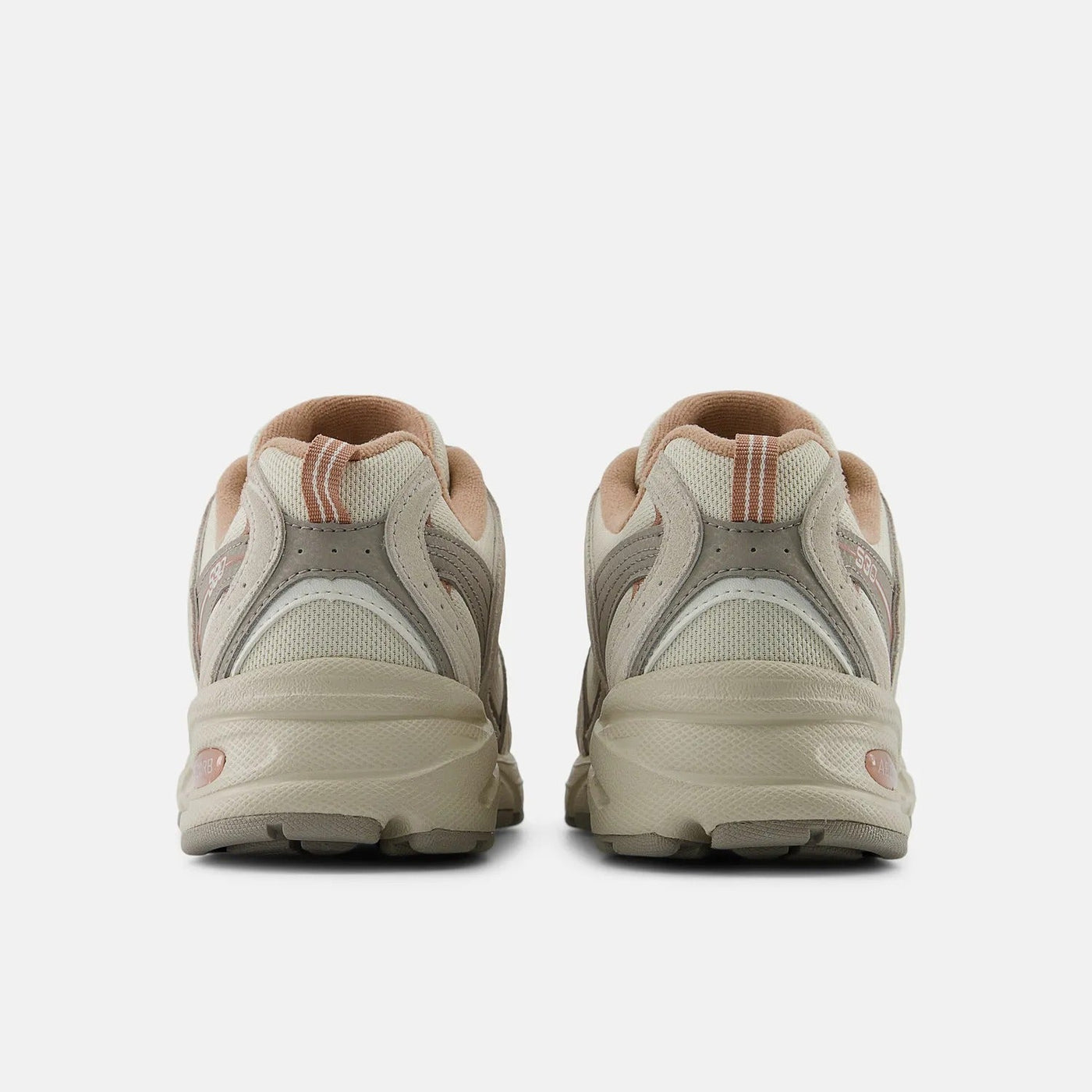 NB 530 - Light Cream/Peach/Light Grey