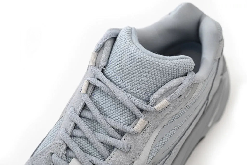 Ad Yeezy Boost 700 V2 Hospital Blue Real Boost