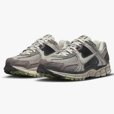 NK Zoom Vomero 5 Cobblestone and Flat Pewter