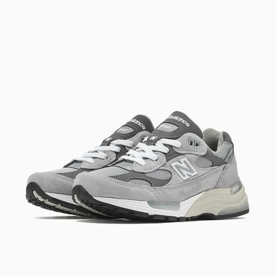 NB 992 MiUSA – Grey/Silver Metallic