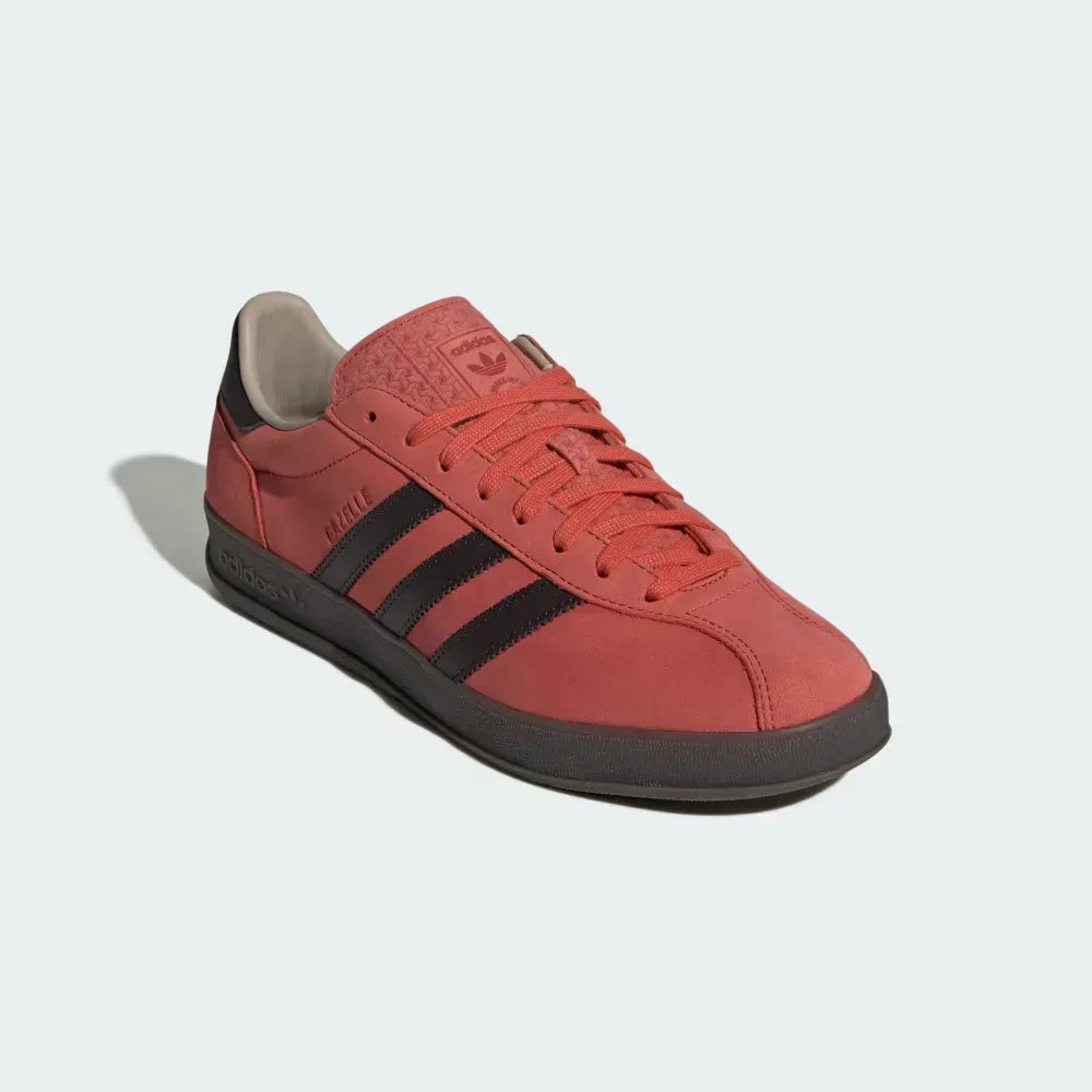 Ad Gazelle Indoor Pro - Crew Red/Supplier Colour/Charcoal