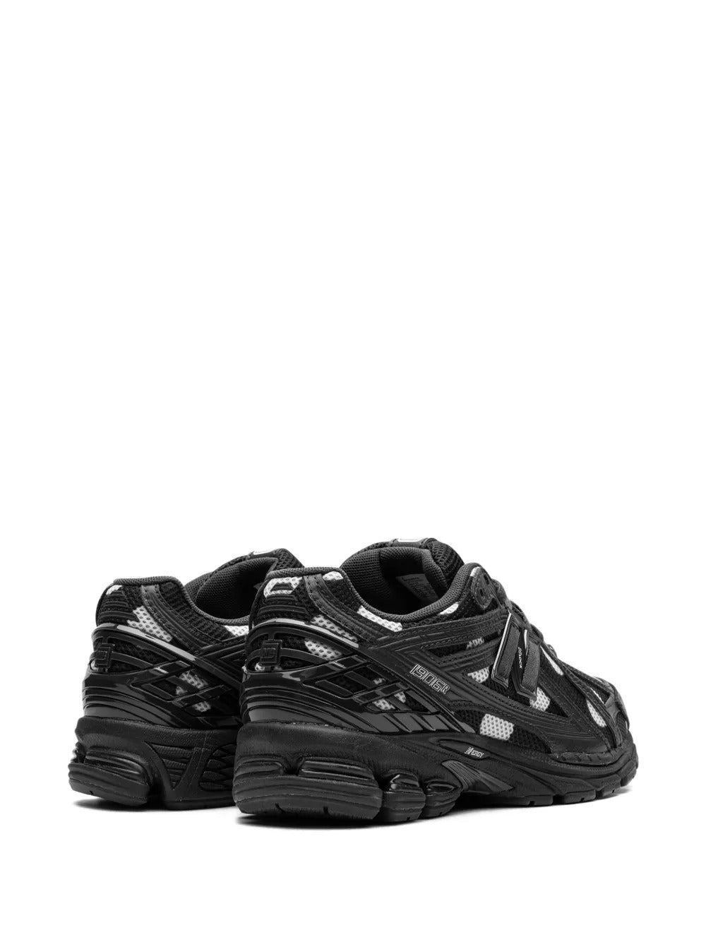 NB 1906R Polka Dot Phantom - Black/White