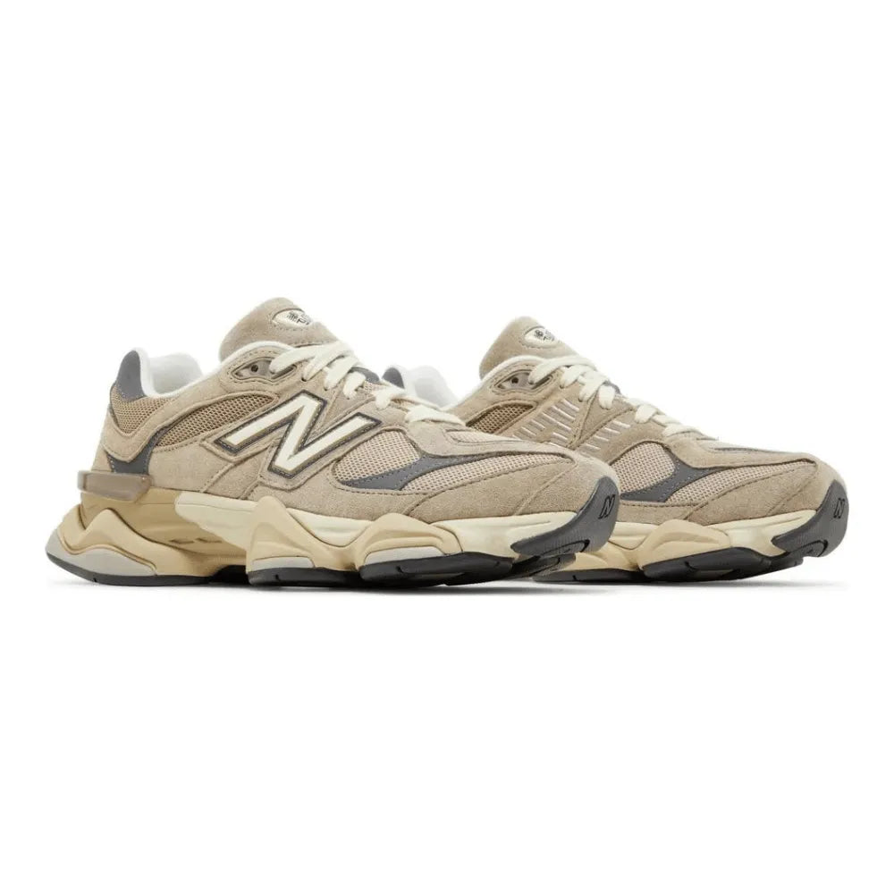 NB 9060 Driftwood Castlerock