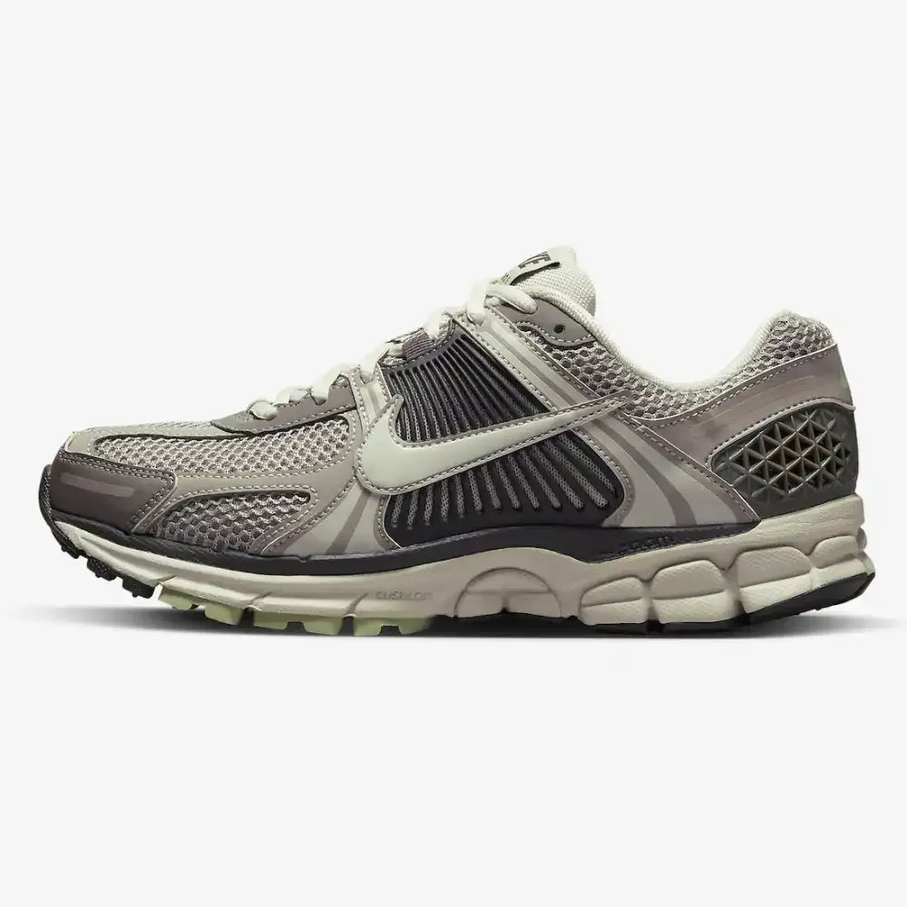 NK Zoom Vomero 5 Cobblestone and Flat Pewter