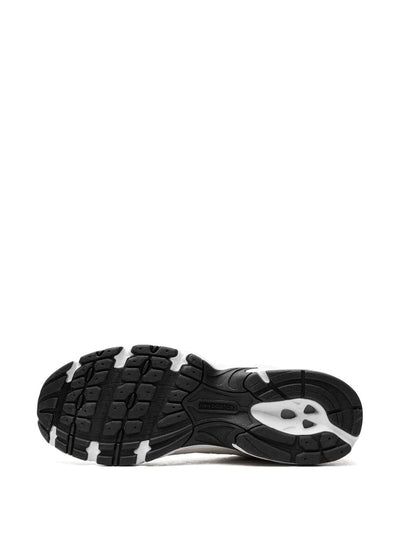 NB 530 - White/Light Beige/Grey