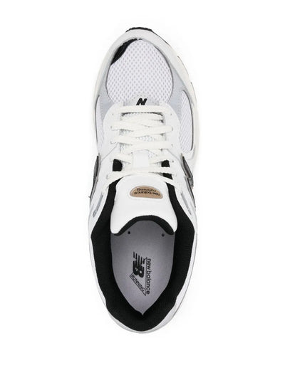 NB 2002R - White/Black/Champagne Gold