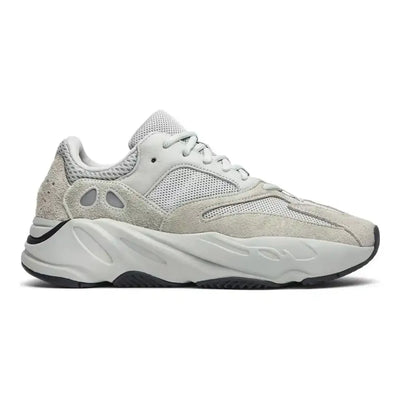 Ad Yeezy Boost 700 Salt