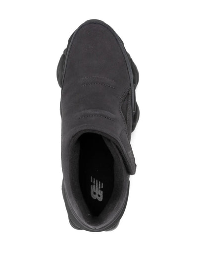 NB 8040 - Triple black