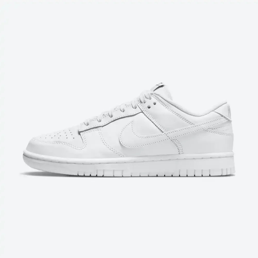 NK Dunk Low Triple White