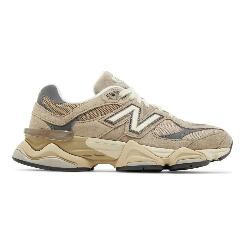 NB 9060 Driftwood Castlerock
