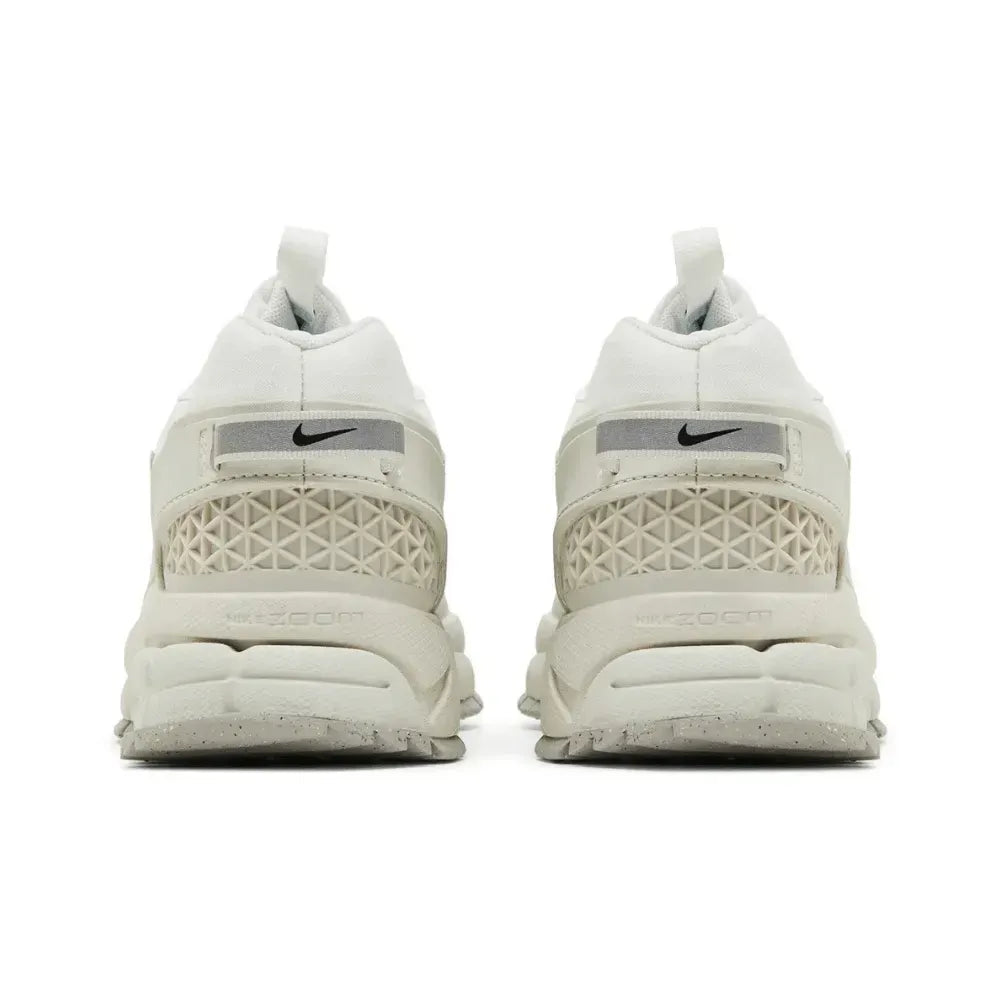 NK Zoom Vomero 5 Roam Summit White