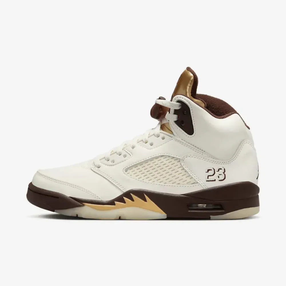AJ 5 - Golden Ticket