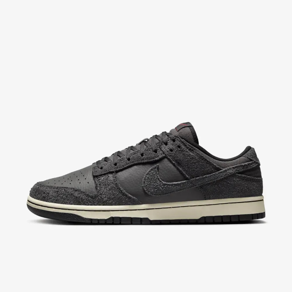 NK Dunk Low - Ash Black