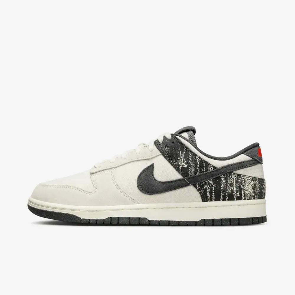 NK Dunk Low - Pale Ivory Off Noir