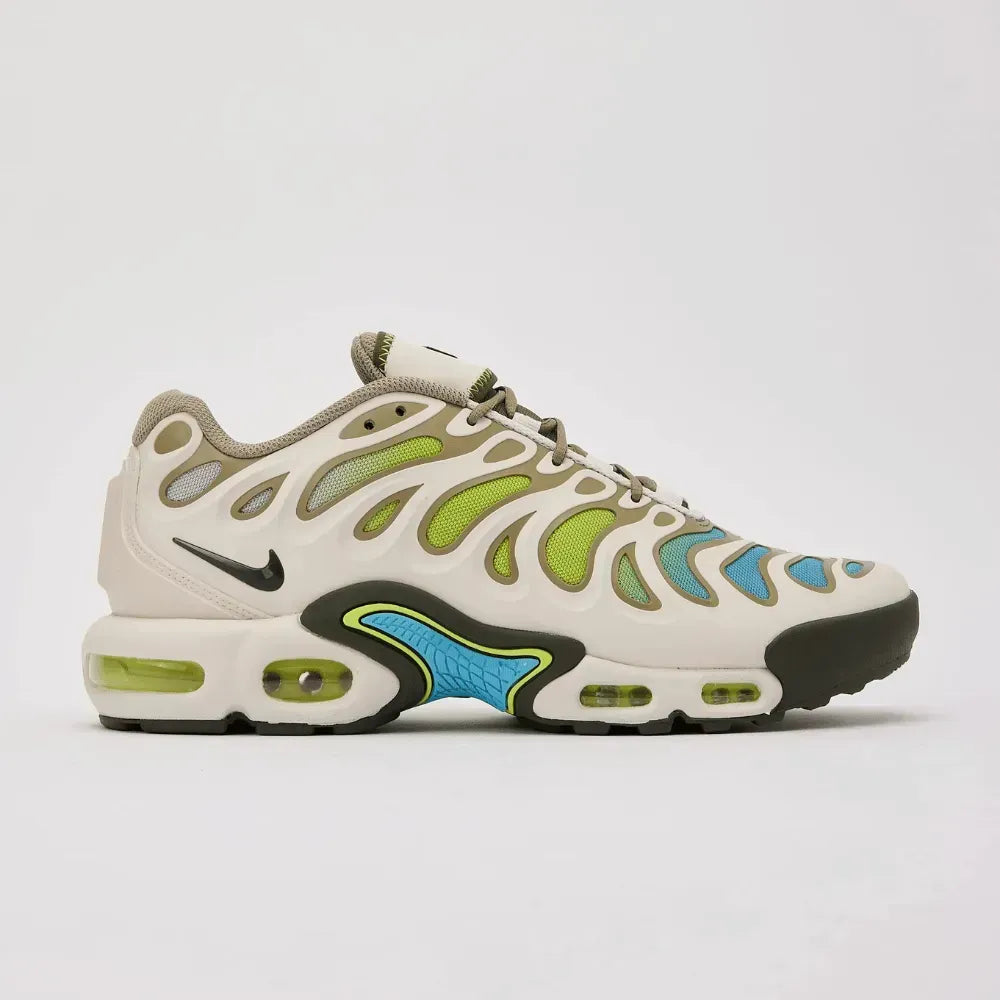 NK Air Max Plus - Cyber Baltic Blue