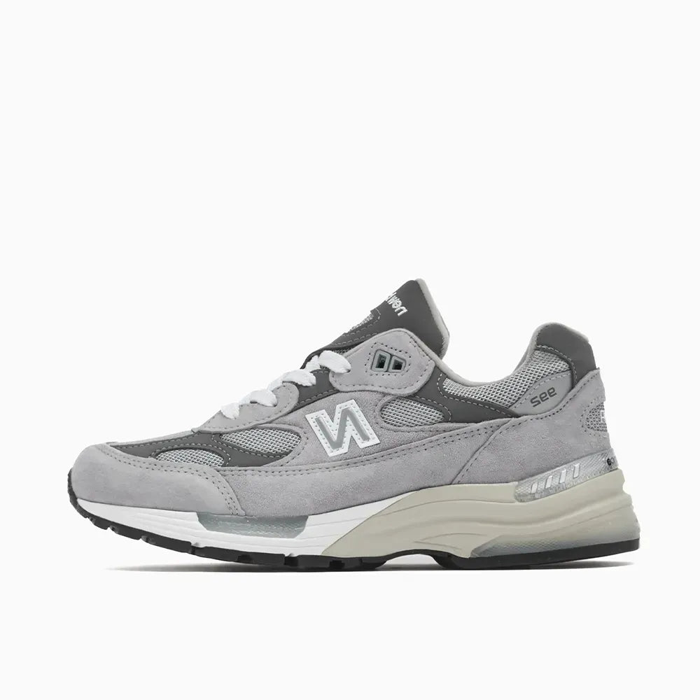 NB 992 MiUSA – Grey/Silver Metallic