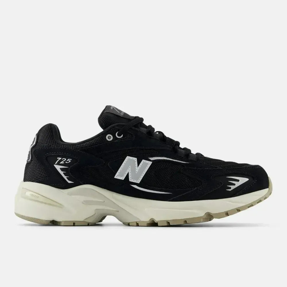 NB 725 – Black/Metallic Silver