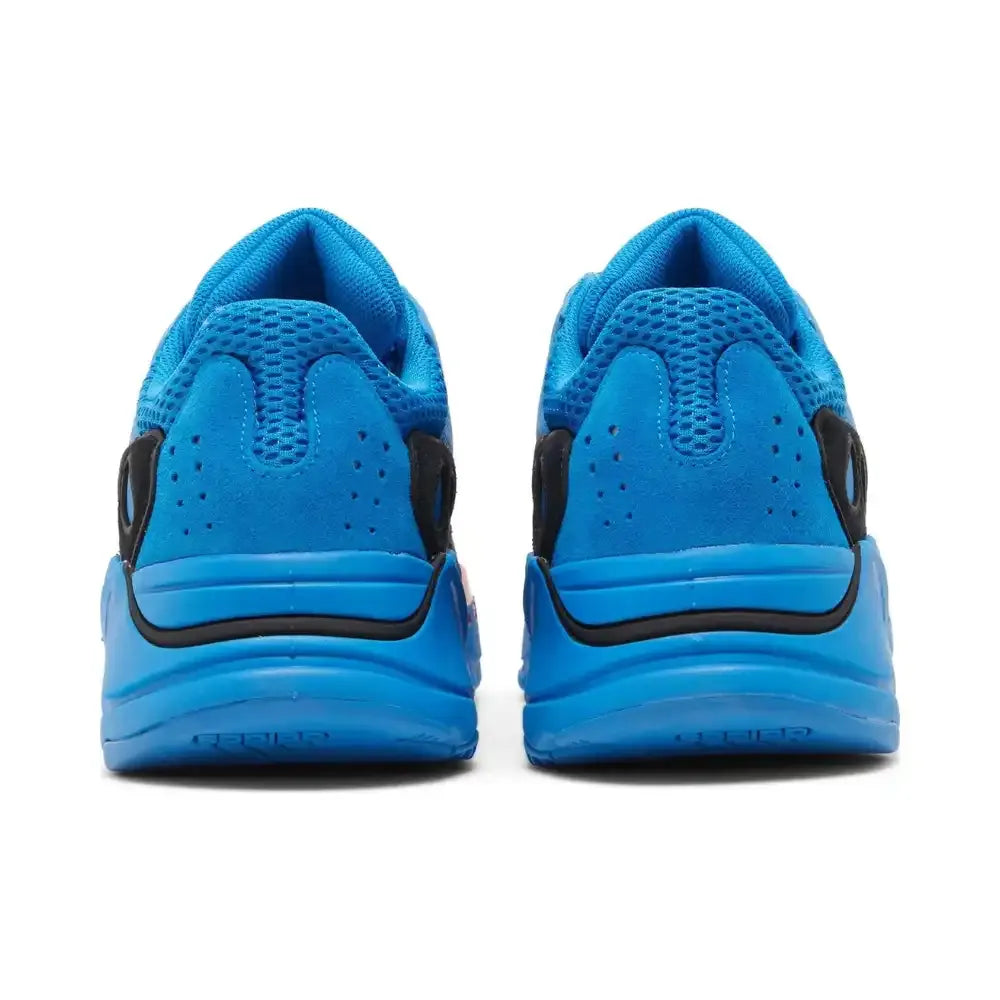 Ad Yeezy Boost 700 Hi-Res Blue