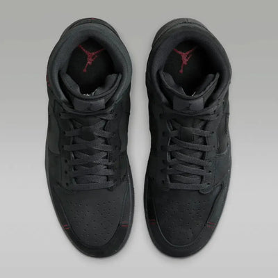 AJ 1 - Dark Smoke Red