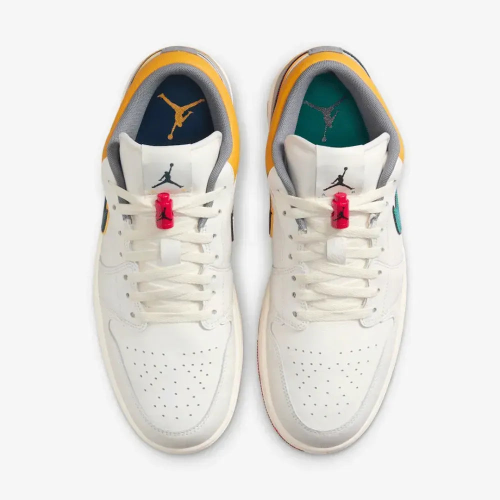 AJ 1 Low - Lace Toggle