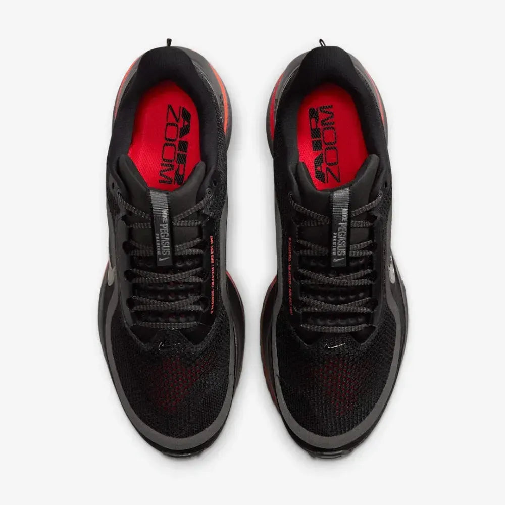 NK Pegasus Premium - Black Bright Crimson