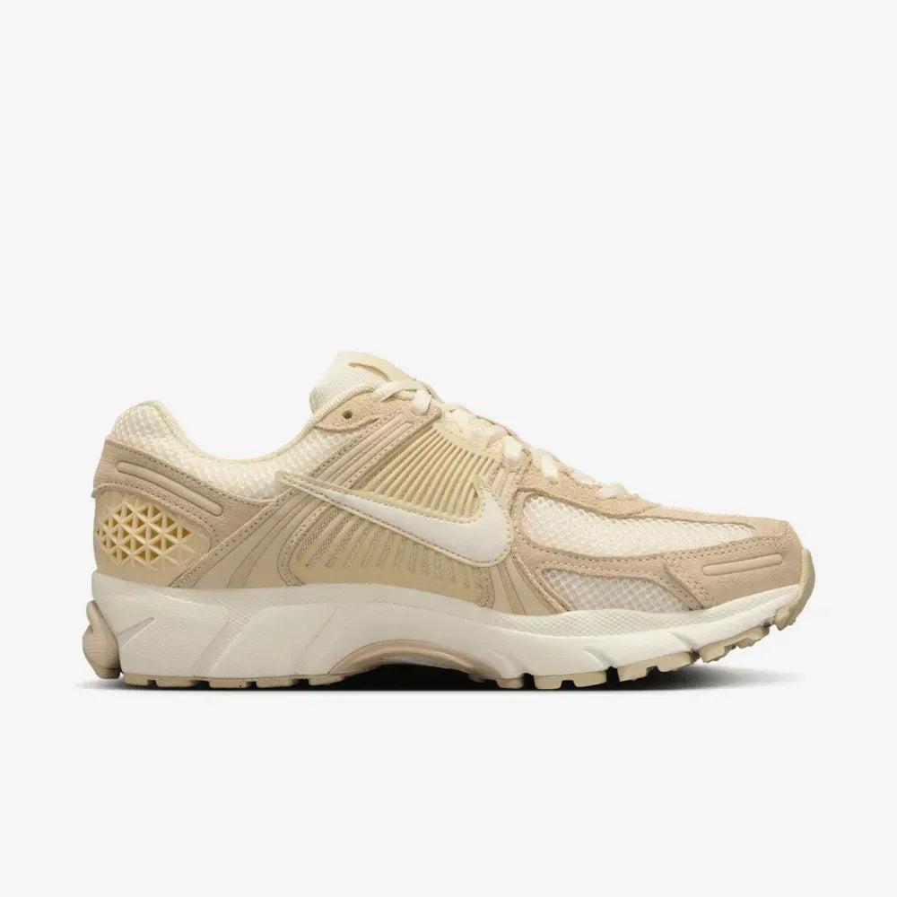 NK Zoom Vomero 5 Beach Light Khaki