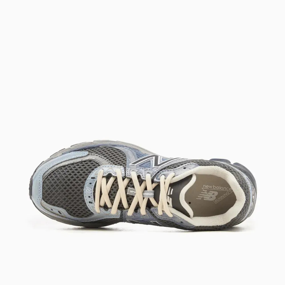 NB 860v2 – Arctic Grey Starlight